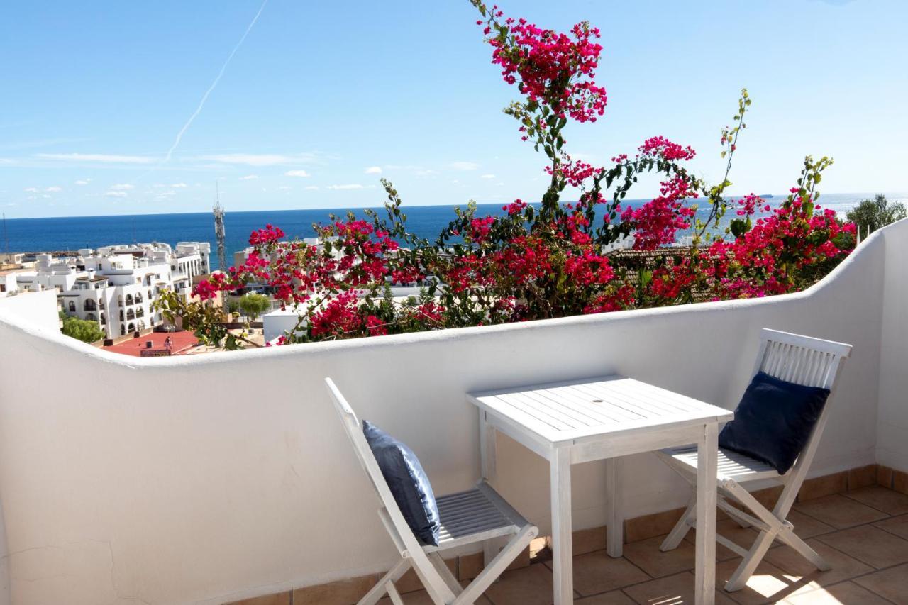 Buenavista Suites Hotel Boutique Santa Eularia des Riu Esterno foto