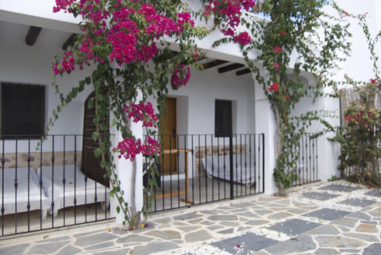 Buenavista Suites Hotel Boutique Santa Eularia des Riu Esterno foto